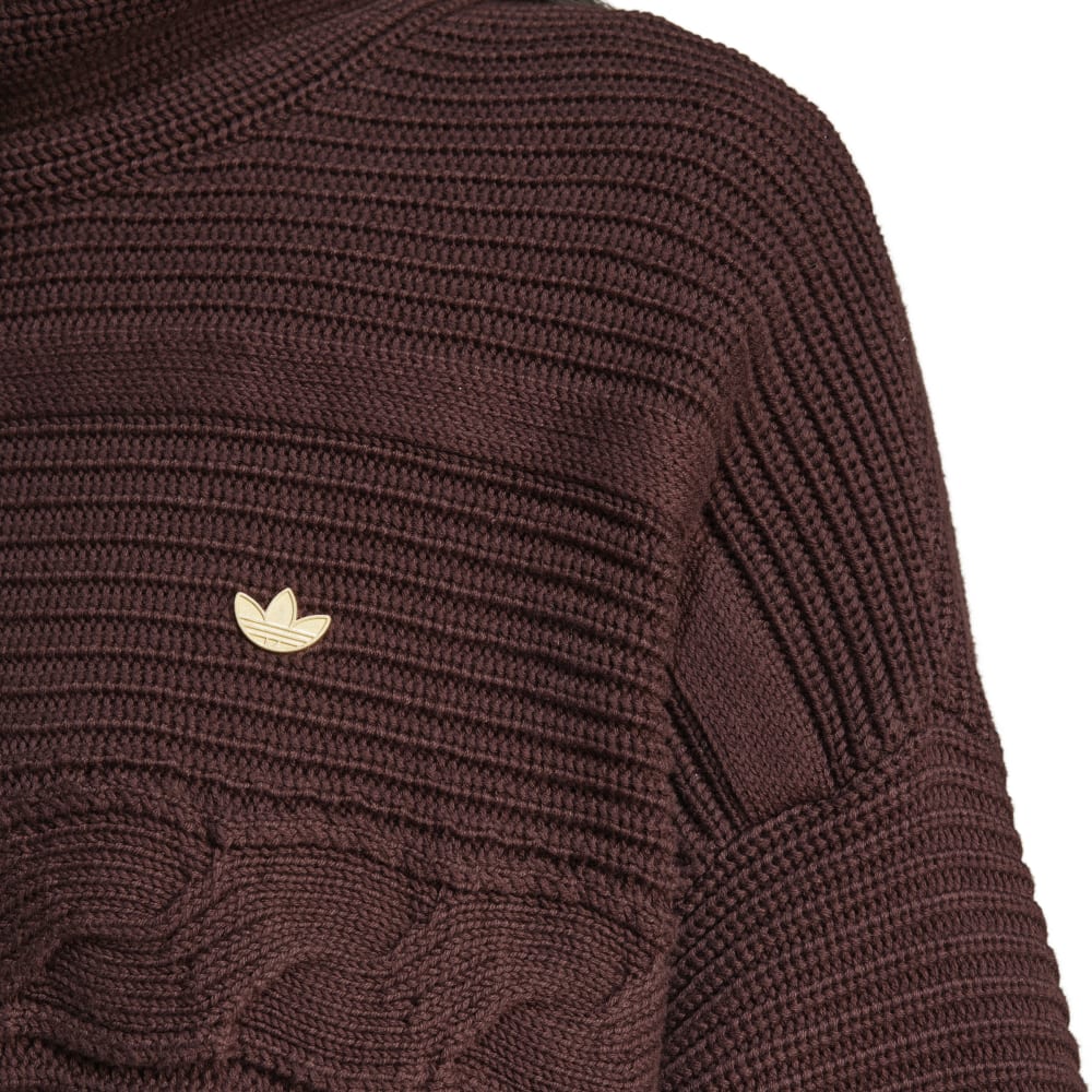 Over ize Turtleneck  weat Brown - Image 4