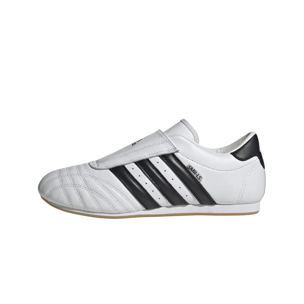 Taekwondo White Black