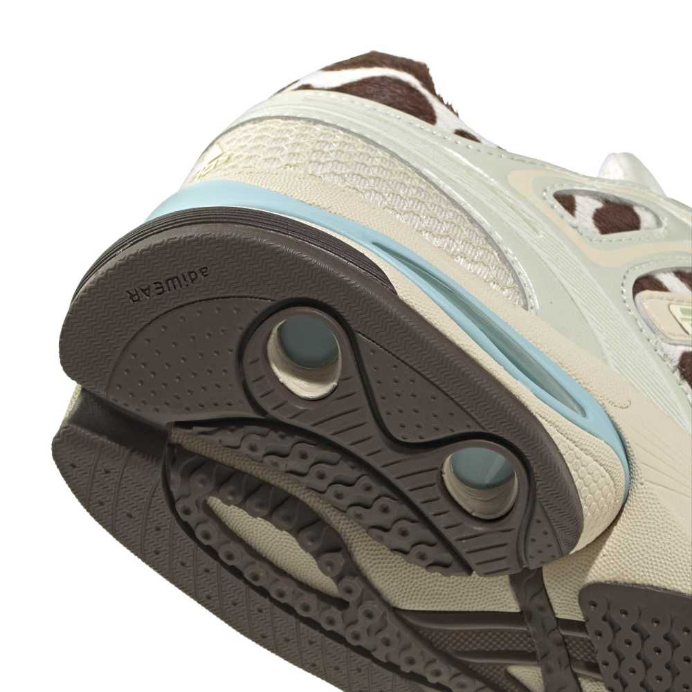 ADIDAS ADISTAR CONTROL 5 Crystal Linen Ice Gold Metallic Icey Blue - Image 6