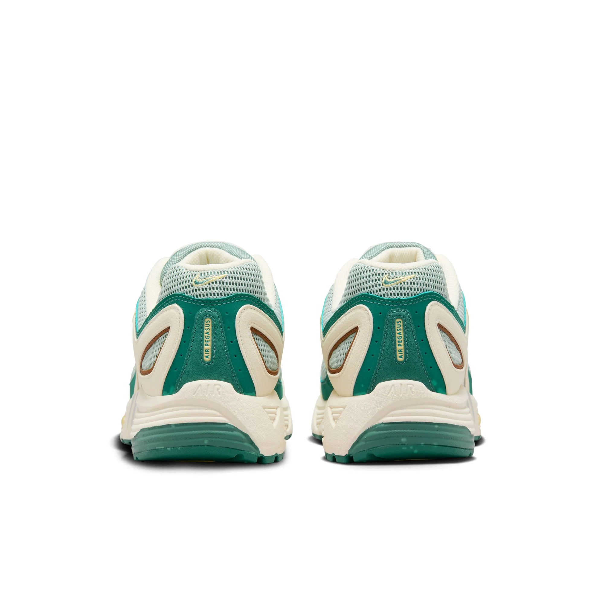 Air Peg 2k5 Coconut Milk Bicoastal Beige Us - Image 5