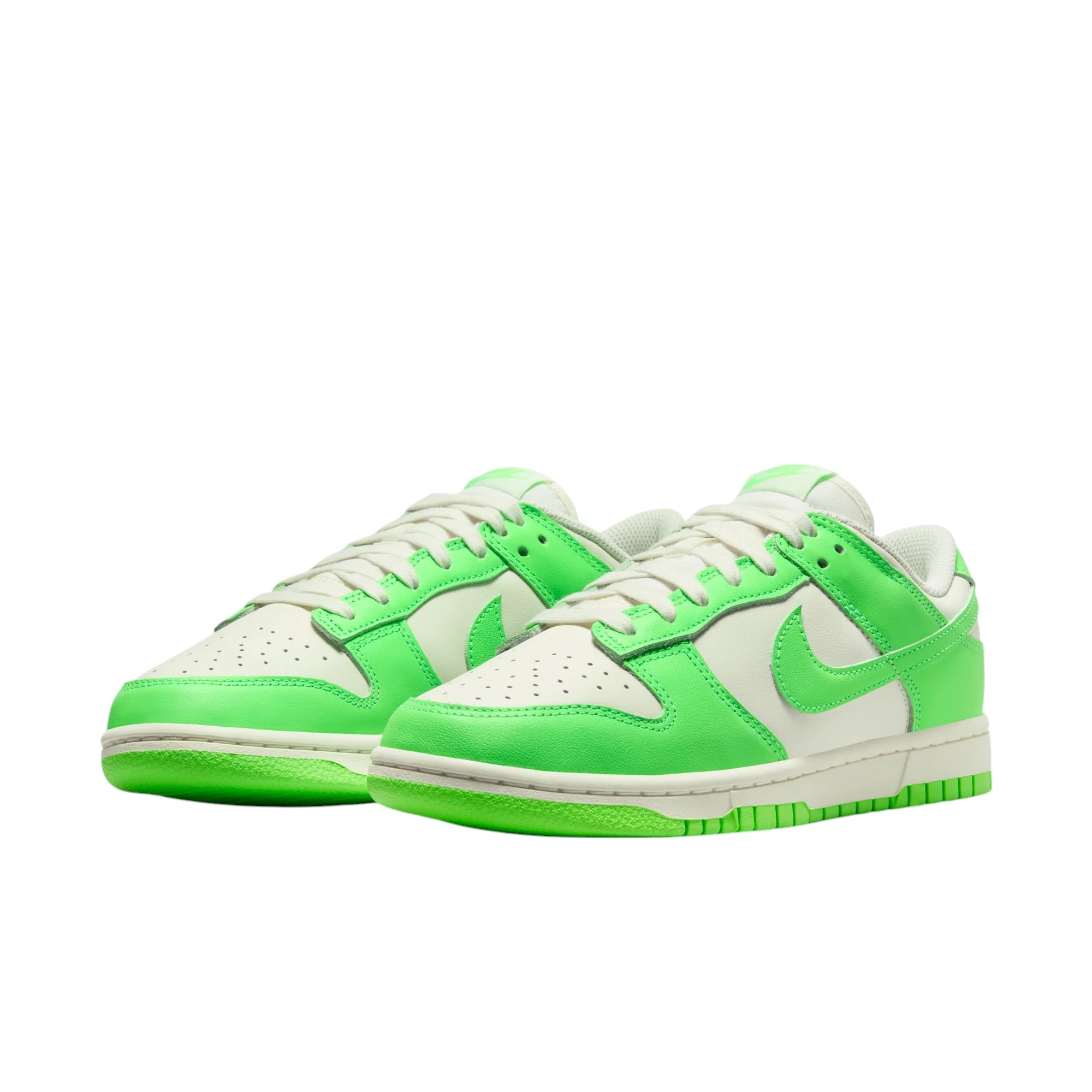Nike Dunk Low Green Strike - Image 2