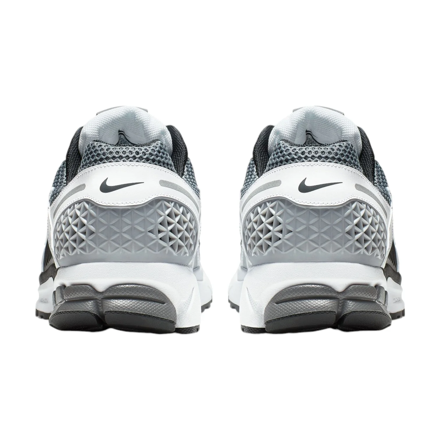 Zoom Vomero 5 Black And Metallic Silver - Image 5